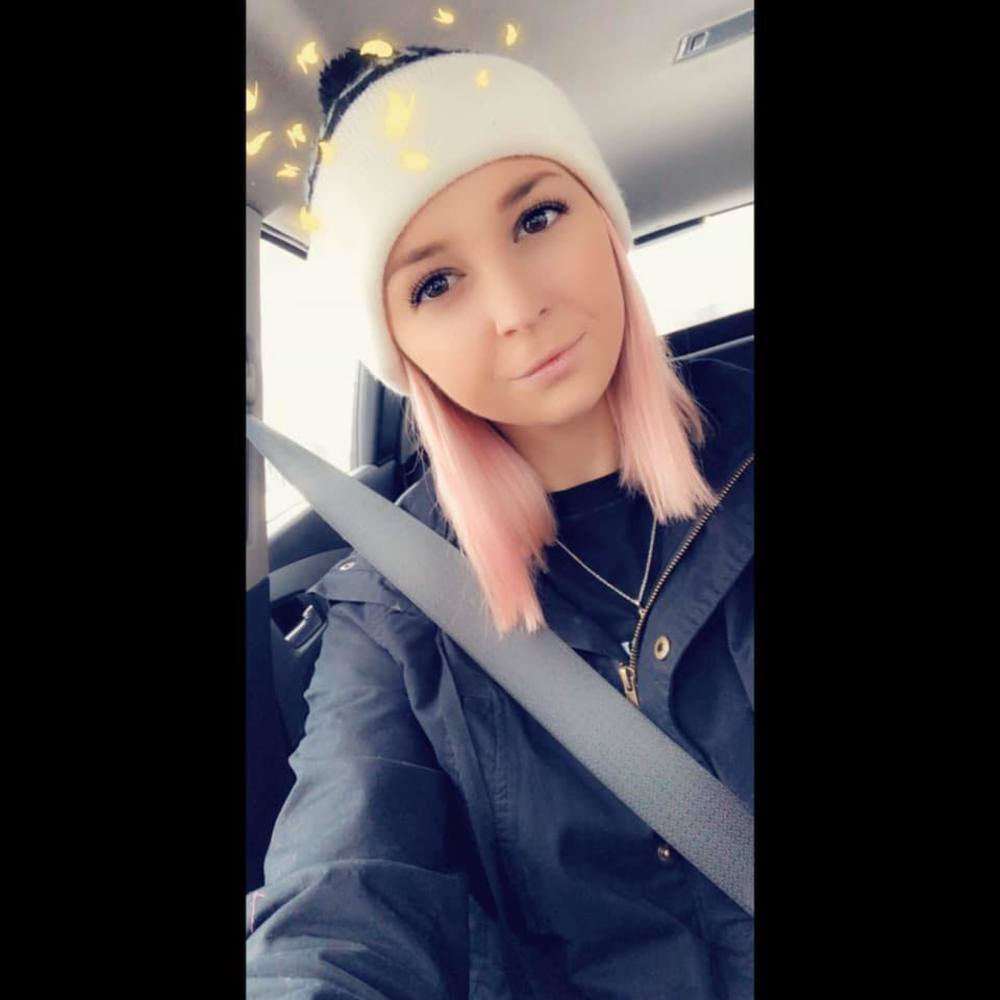 Meet your Posher, Liza